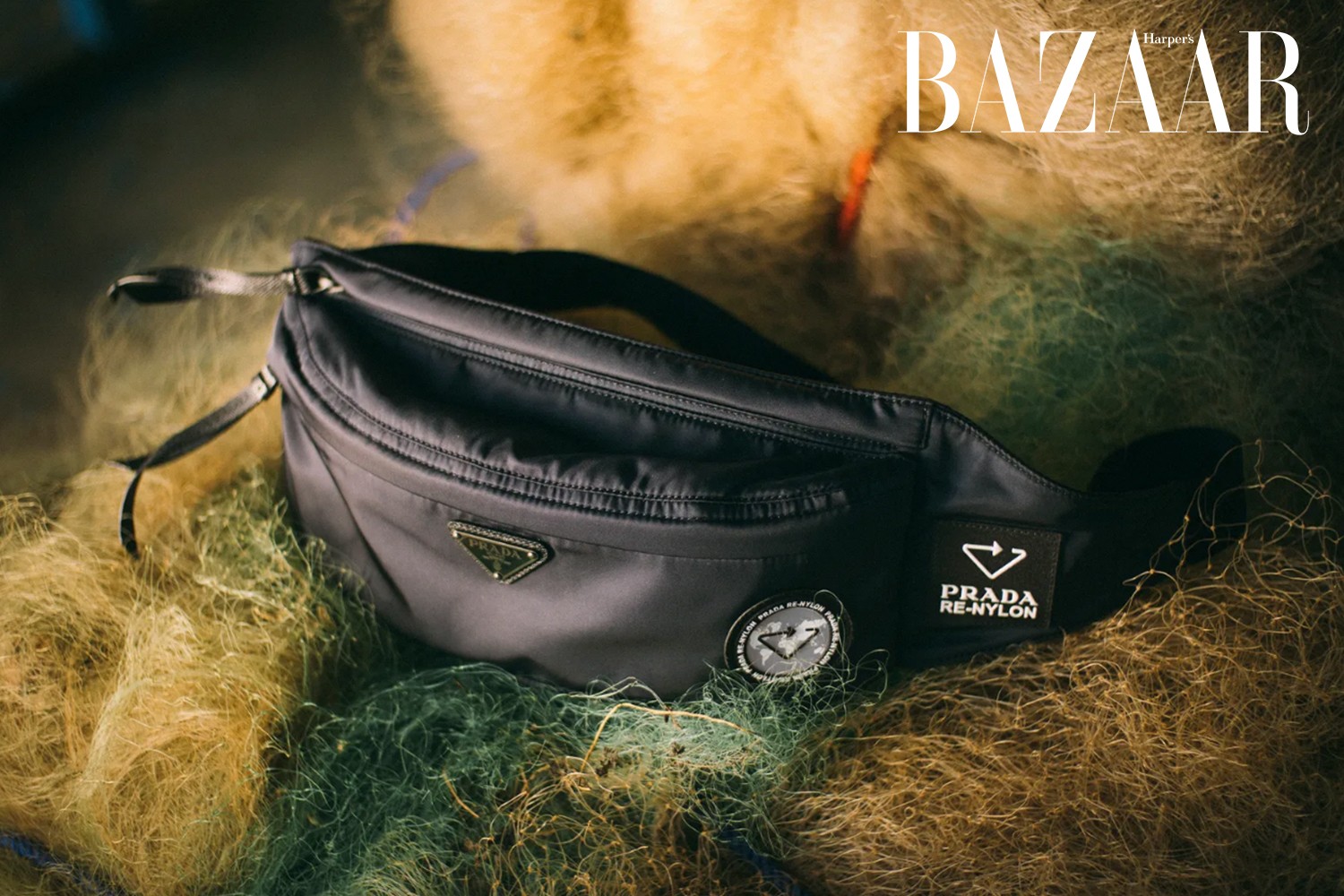 CUỘC CÁCH MẠNG THỜI TRANG BỀN VỮNG CỦA TÚI PRADA NYLON